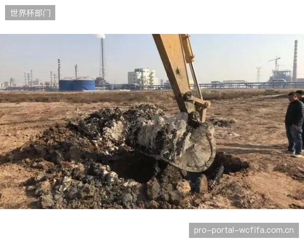 只谈不锈钢的“可回收”是伪环保，没有打通回收再利用链条的场馆建设仍在制造建筑垃圾